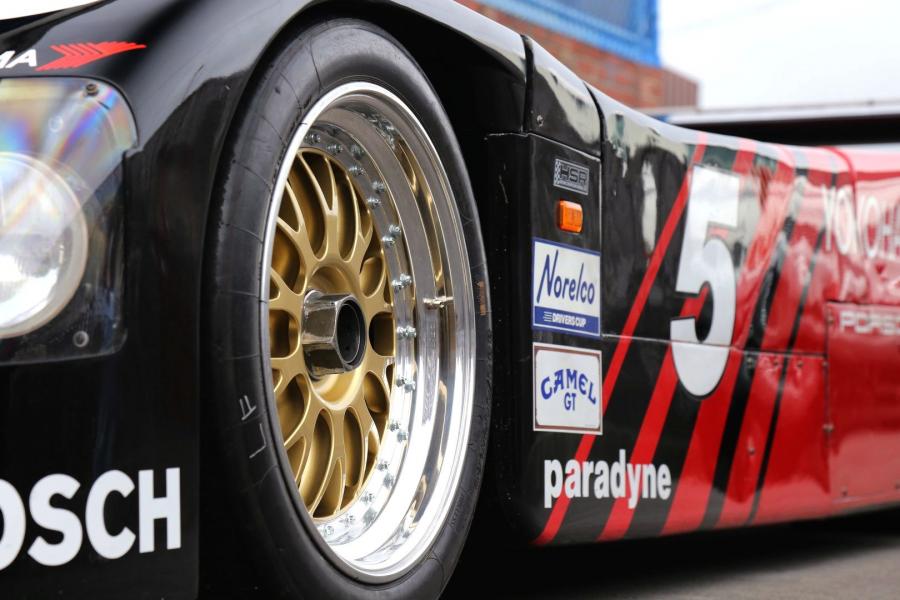 Детали экстерьера Porsche 962 IMSA GTP (962-C04) 1987 года  (фото 25 из 96)